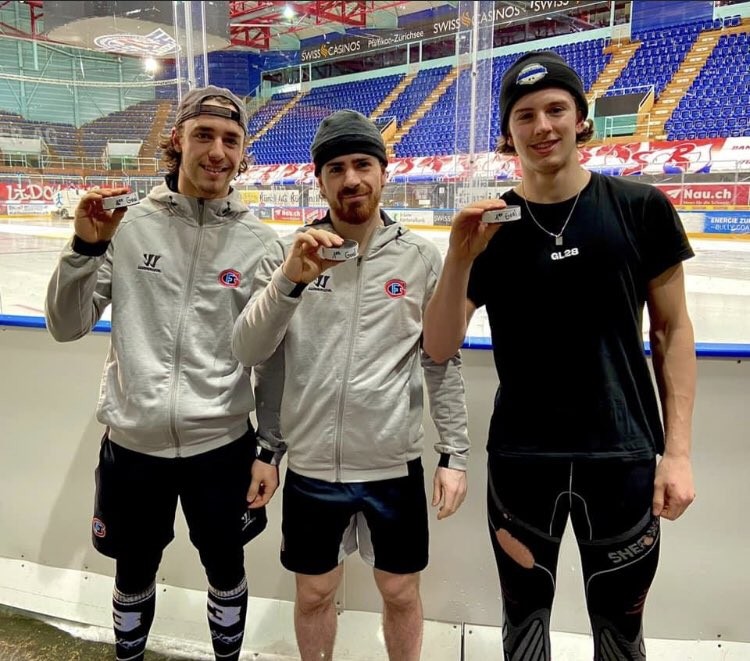 Pour la postérité : premier but en National League pour trois jeunes Fribourgeois