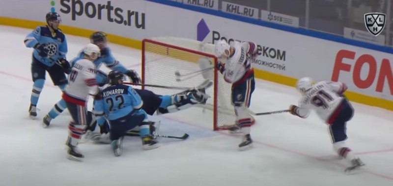 Un arrêt guère académique en KHL