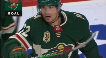 Kevin Fiala marque le but gagnant dans la victoire du Wild sur les Golden Knights
