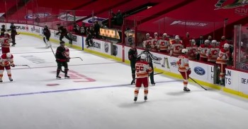 Les Flames ne voulaient pas laisser le puck de sa première victoire à Filip Gustavsson