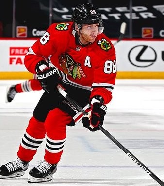 Une quatorzième saison à 50 points pour Patrick Kane, Patrice Bergeron atteint les 900 points