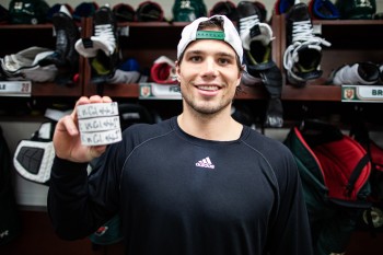 Trois joueurs suisses ont maintenant compté 4 points dans un match de NHL