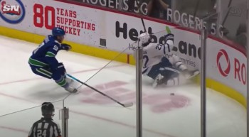 Zach Bogosian se fait une belle frayeur