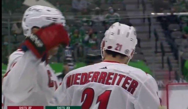 Nino Niederreiter et Nico Hischier marquent dans la victoire de leur équipe, Québec entame parfaitement ses play-offs