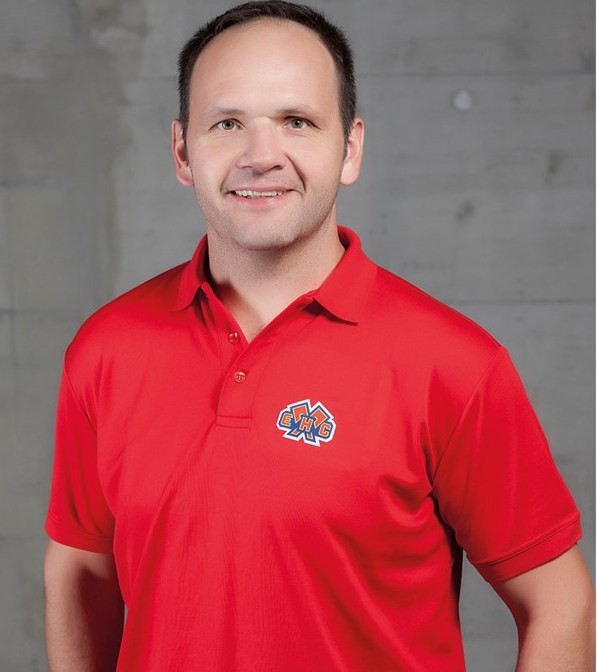 Martin Steinegger passe longuement en revue de l'effectif du HC Bienne