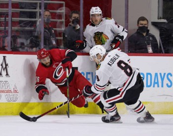 Devils et Blackhawks s'imposent, défaite pour les Oilers