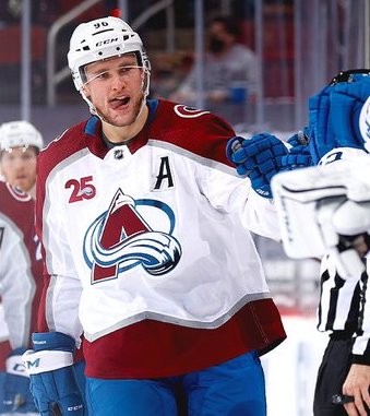 Mikko Rantanen tout proche d'une marque de Joe Sakic