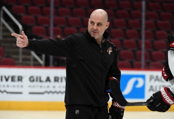 Rick Tocchet quitte lui les Coyotes