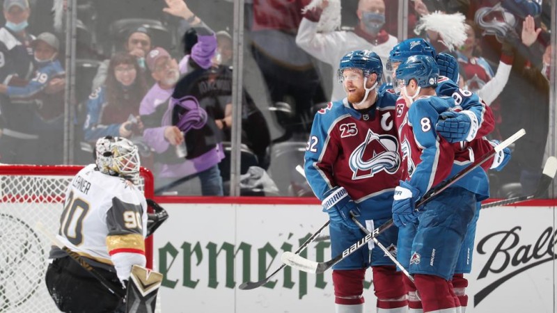 Le Lightning bat les Hurricanes, l'Avalanche sans soucis