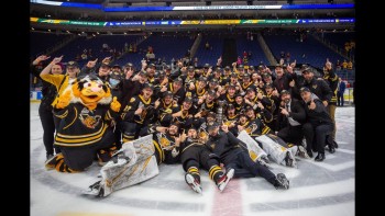 Les Tigres de Victoriaville remportent le championnat de LHJMQ