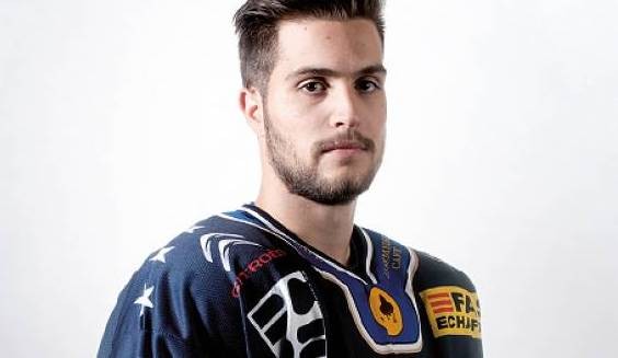 Une drôle de façon pour Adam Hasani d'appendre qu'il ne sera pas conservé