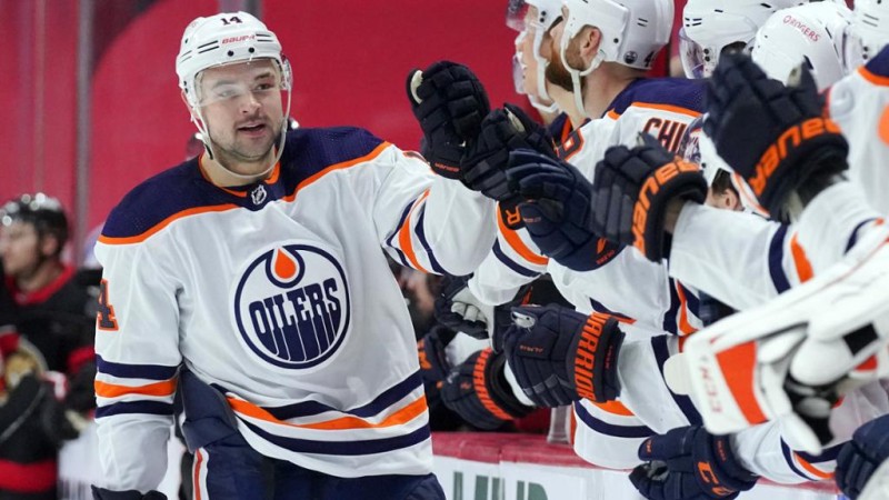 Devin Shore prolonge avec les Oilers d'Edmonton