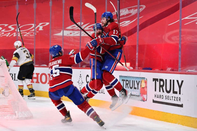 Le Canadien de Montréal s'impose dans un match et un contexte fou