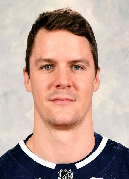 Gaëtan Haas revient longuement sur sa signature à Bienne, son passage et éventuel futur en NHL, le choix de Grégory Hofmann et sur son ancien coéquipier Connor McDavid