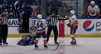 Un bien vilain geste de Mathew Barzal