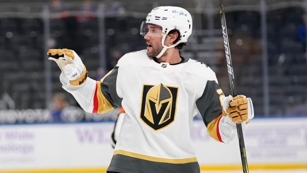 Alec Martinez a joué ses play-offs avec une fracture au pied