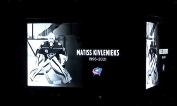 Le témoignage terriblement touchant de l'épouse d'Elvis Merzlikins après le décès de Matiss Kivlenieks