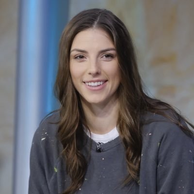 Hilary Knight tient son second record national