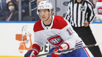 Jesperi Kotkaniemi prend la direction de la Caroline