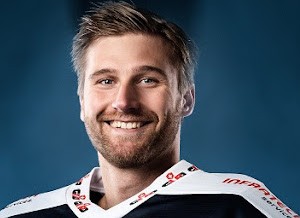 Un premier départ pour Viktor Östlund avec Ajoie