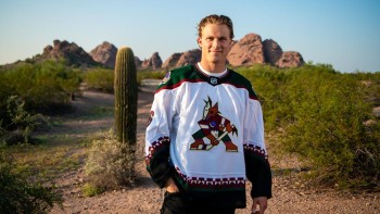 Les Coyotes reviennent à leur ancien logo