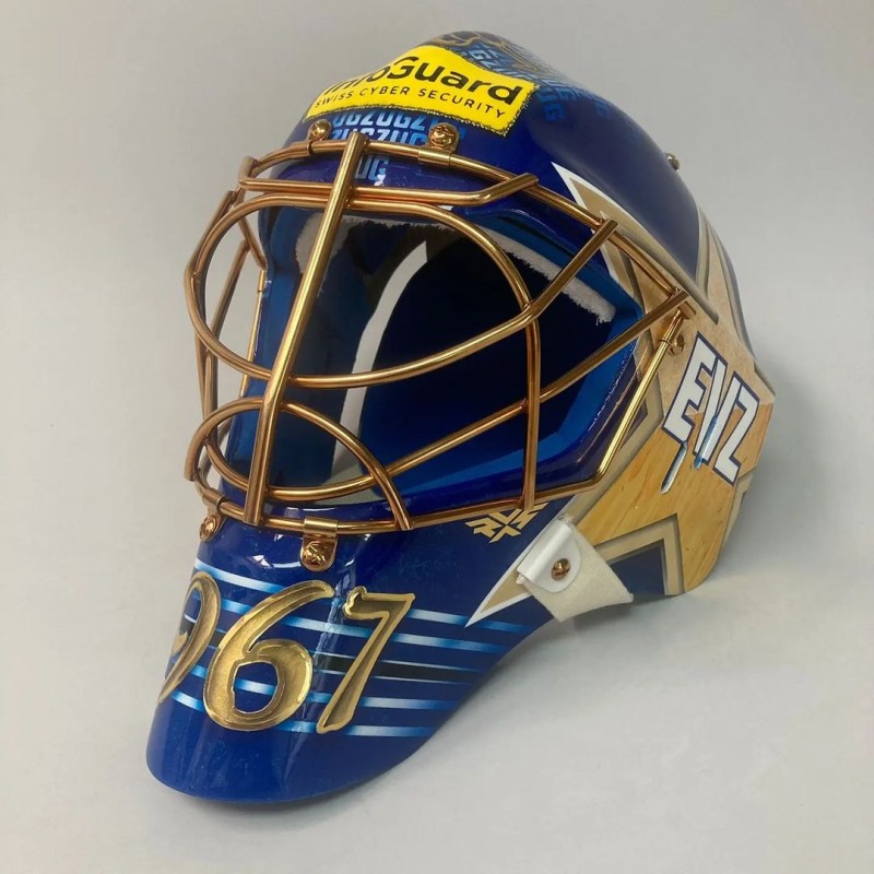 Le nouveau masque de Leonardo Genoni dans les détails