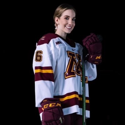 Un fort joli but entre les jambes signé Amy Potomak