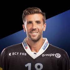 Ryan Gunderson prolonge avec Gottéron