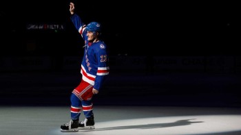 Un contrat de 66 millions pour Adam Fox