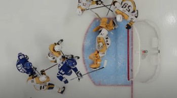 Un puck qui ne veut pas franchir la ligne