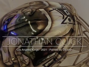 Le masque de Jonathan Quick dans les détails