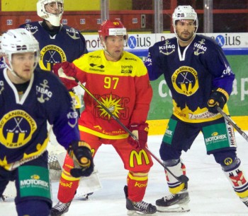 Tomas Dolana prolonge le plaisir avec Sierre