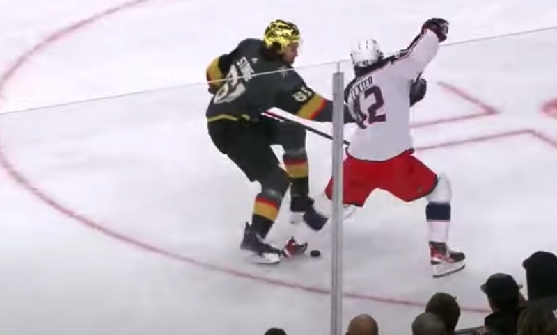 Alexandre Texier marque un bien joli but en infériorité numérique