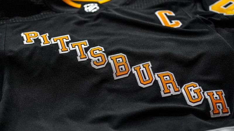 Pittsburgh dévoile un troisième maillot iconique