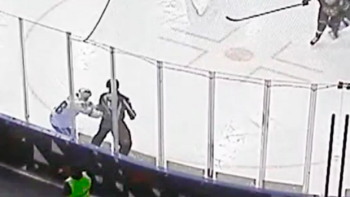 Un match de suspension pour avoir légèrement cross checké un arbitre