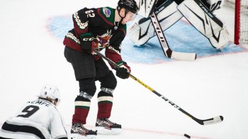 Janis Moser devrait faire ses débuts en NHL cette semaine