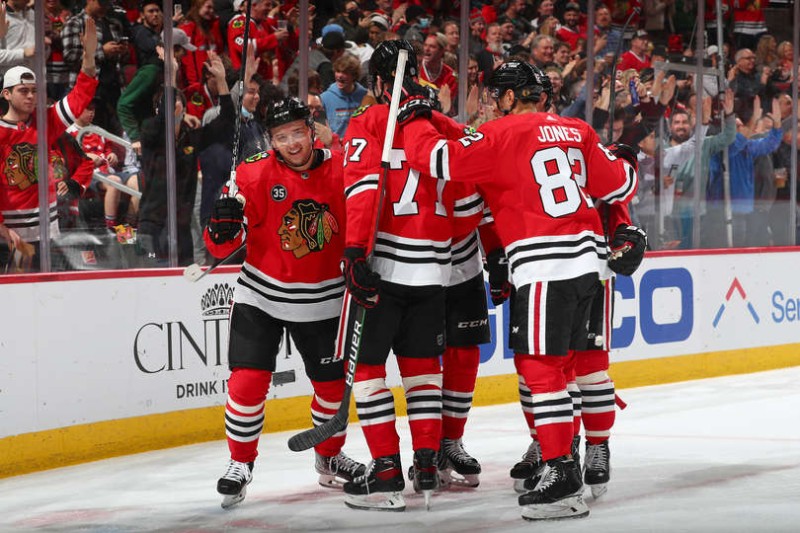 Philipp Kurashev marque son premier but de la saison, Janis Moser et les Coyotes s'inclinent en fin de match