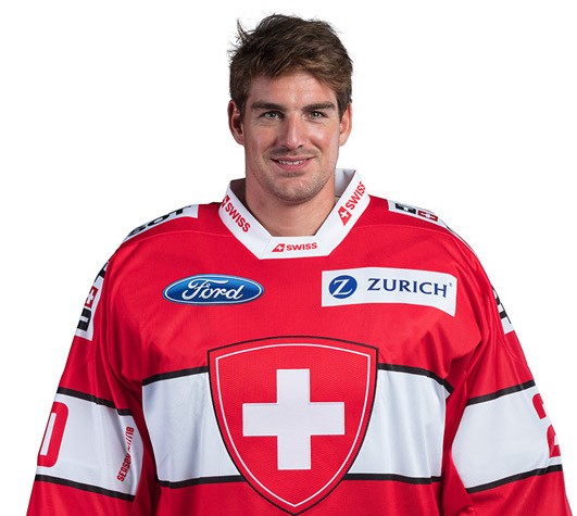 Une 100e sélection en équipe de Suisse pour Reto Berra et des places à prendre