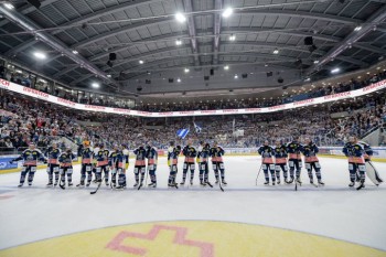 Les fans d'Ambri invités à passer un test après un cas positif dans les tribunes