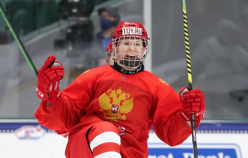 Matvey  Michkov suit les traces d'Alex Ovechkin