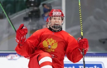 Matvey  Michkov suit les traces d'Alex Ovechkin