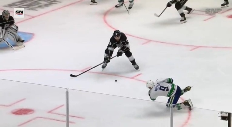 Le petit bijou d'assist de J.T. Miller