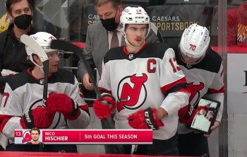 Le 5e but de Nico Hischier en images