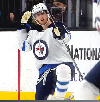 Moins de matchs nécessaires à un Américain pour atteindre les 150 buts