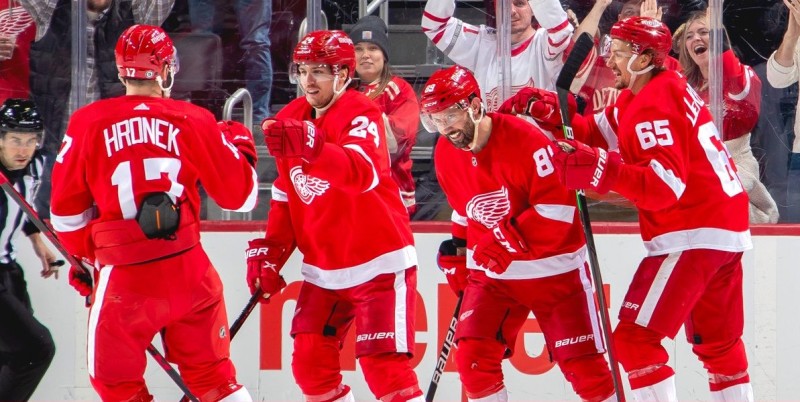 Buts consécutifs en infériorité numérique les plus rapides dans l'histoire des Red Wings