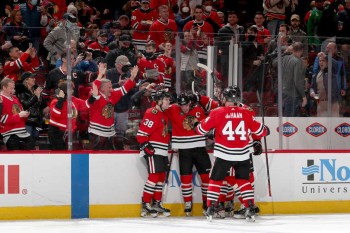 Blackhawks et Red Wings s'imposent, Blue Jackets et Coyotes sèchement battus