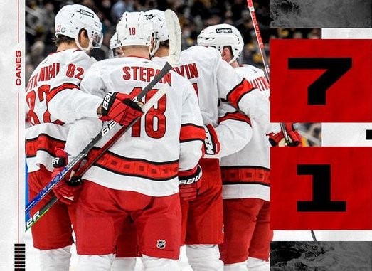 Les Hurricanes s'imposent largement, défaite pour les Preds