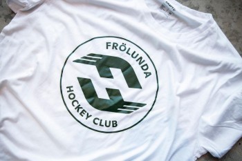 Frölunda  retire déjà son nouveau  logo après des références au nazisme