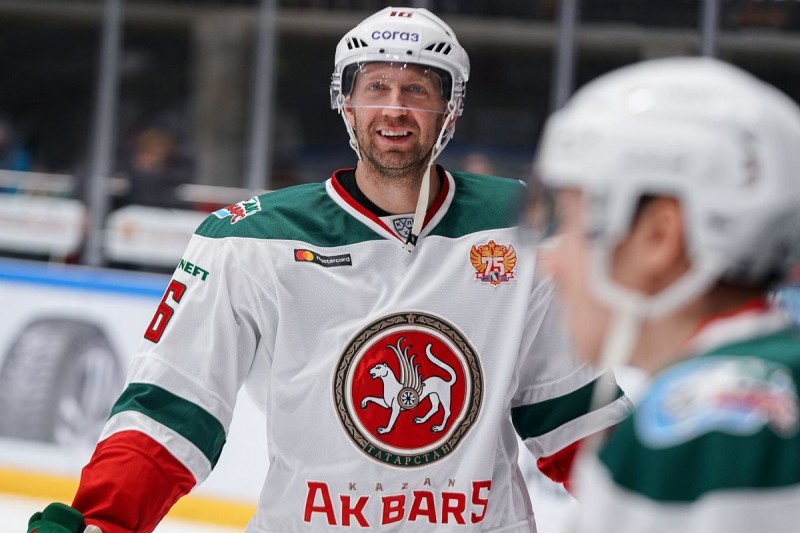 Eric Fehr revient sur sa déception de ne pas être aux JO, son avenir et les offres de Suisse