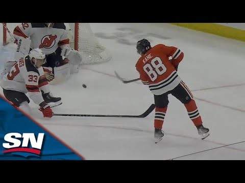 Patrick Kane et Brandon Hagel réalisent chacun un hattrick face aux Devils